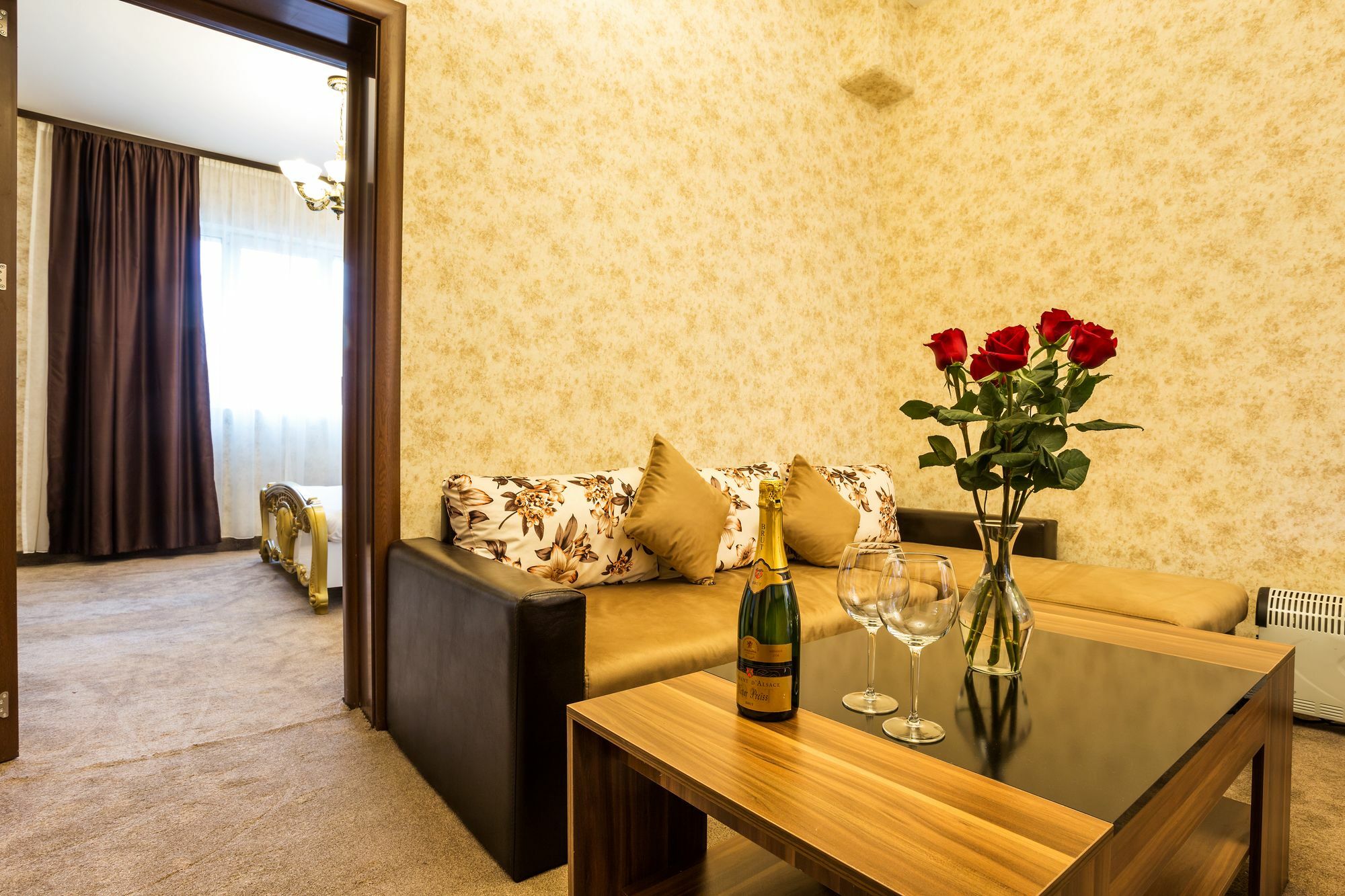 Deluxe Suite Sofia Exterior photo